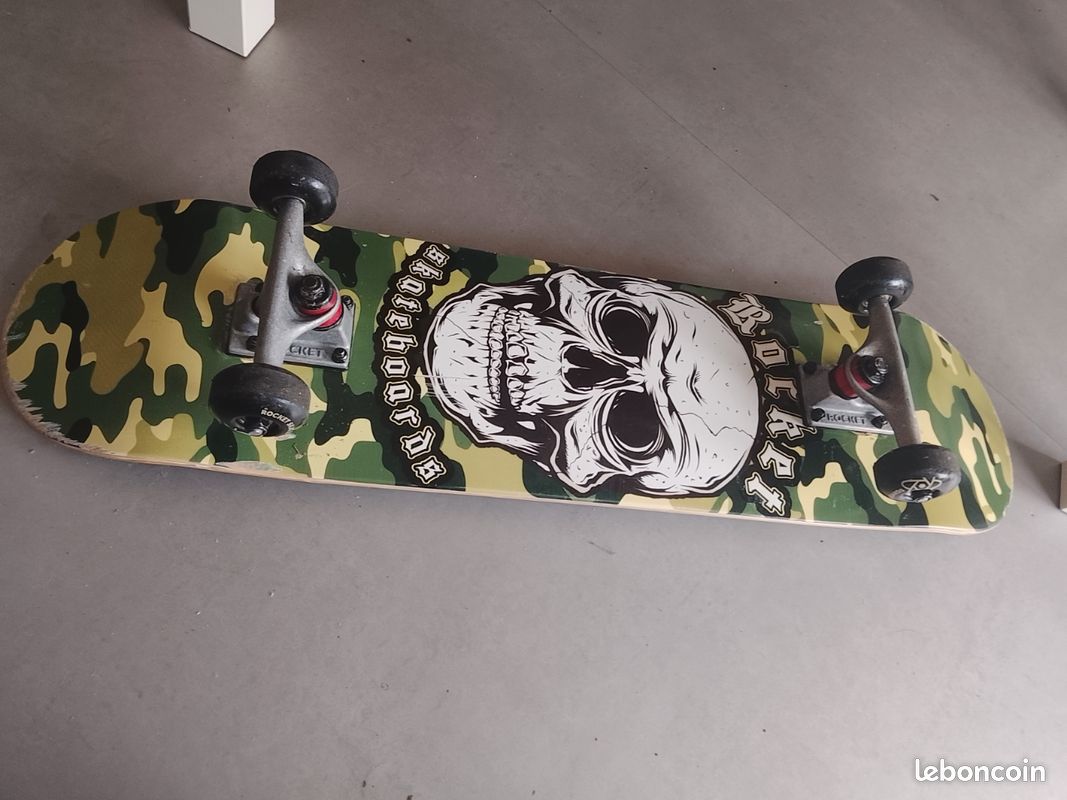 Skate (image 2)