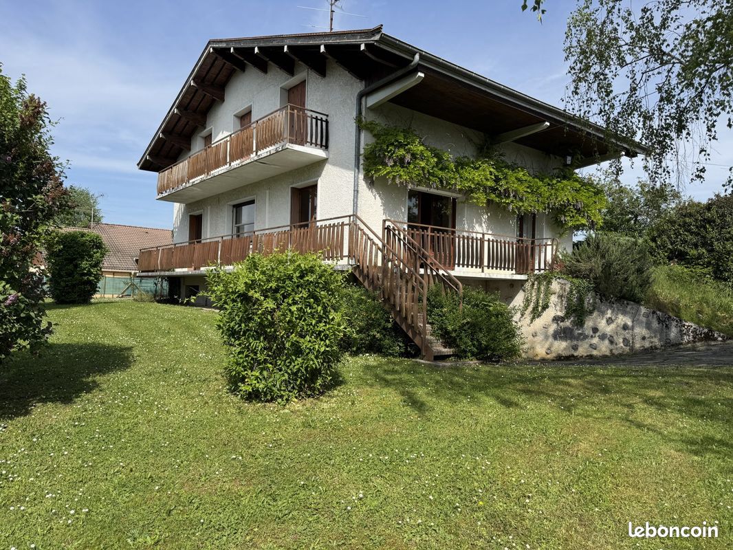Maison 7 pièces 180 m² · à Rumilly · 180 m² · 410 000 €