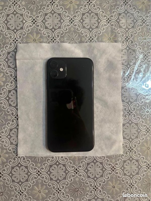 IPhone 11/128Go (image 3)