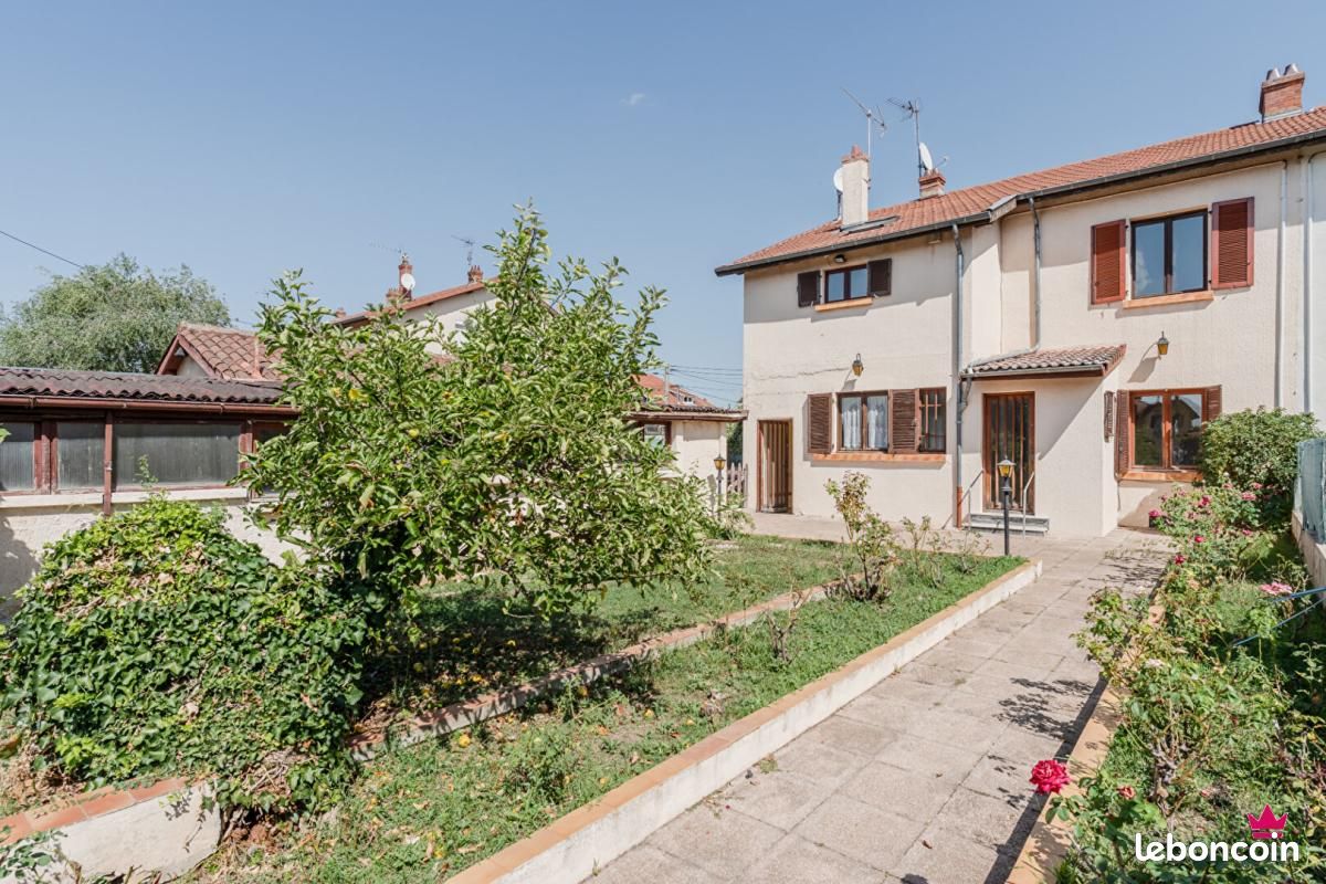 Maison 4 pièces 73 m² · à Décines-Charpieu · 73 m² · 259 000 €