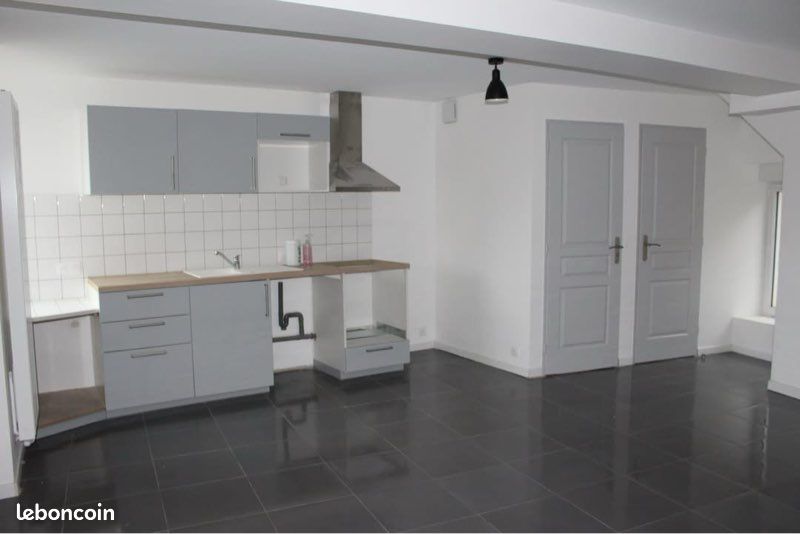 Appartement 4 pièces 85 m² · à La Chapelle-Saint-Mesmin · 85 m² · 800 €