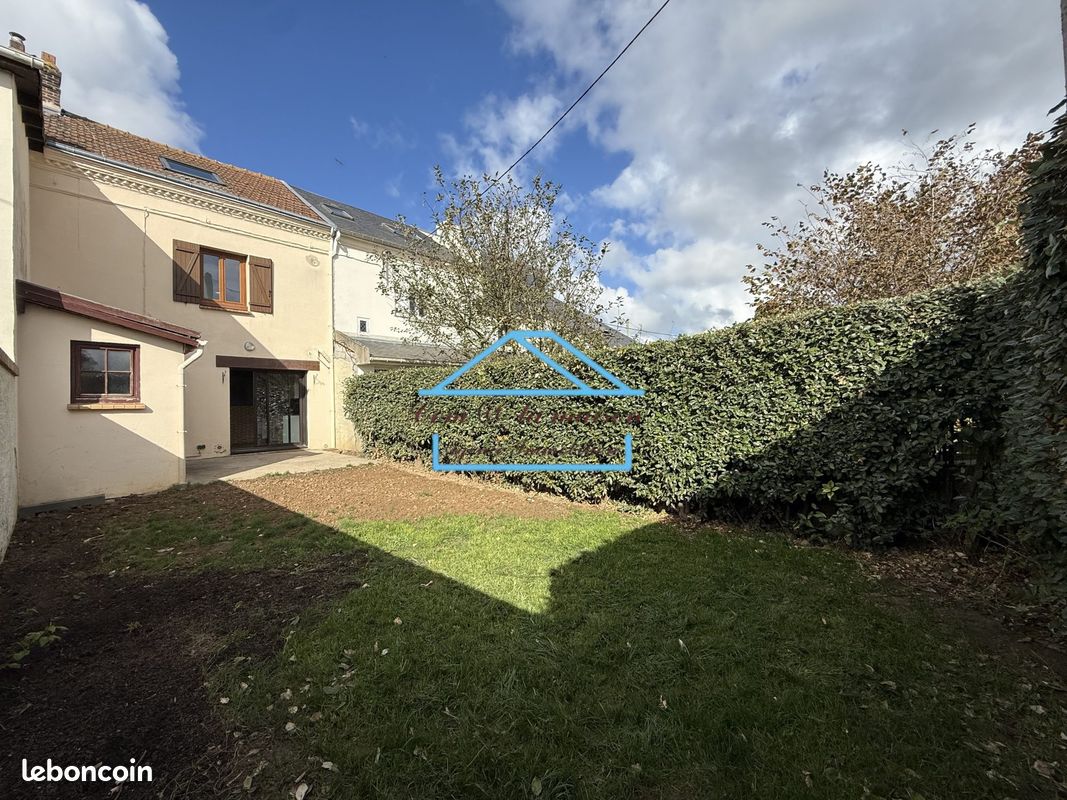 Maison 5 pièces 94 m² · à Octeville-sur-Mer · 94 m² · 218 000 €