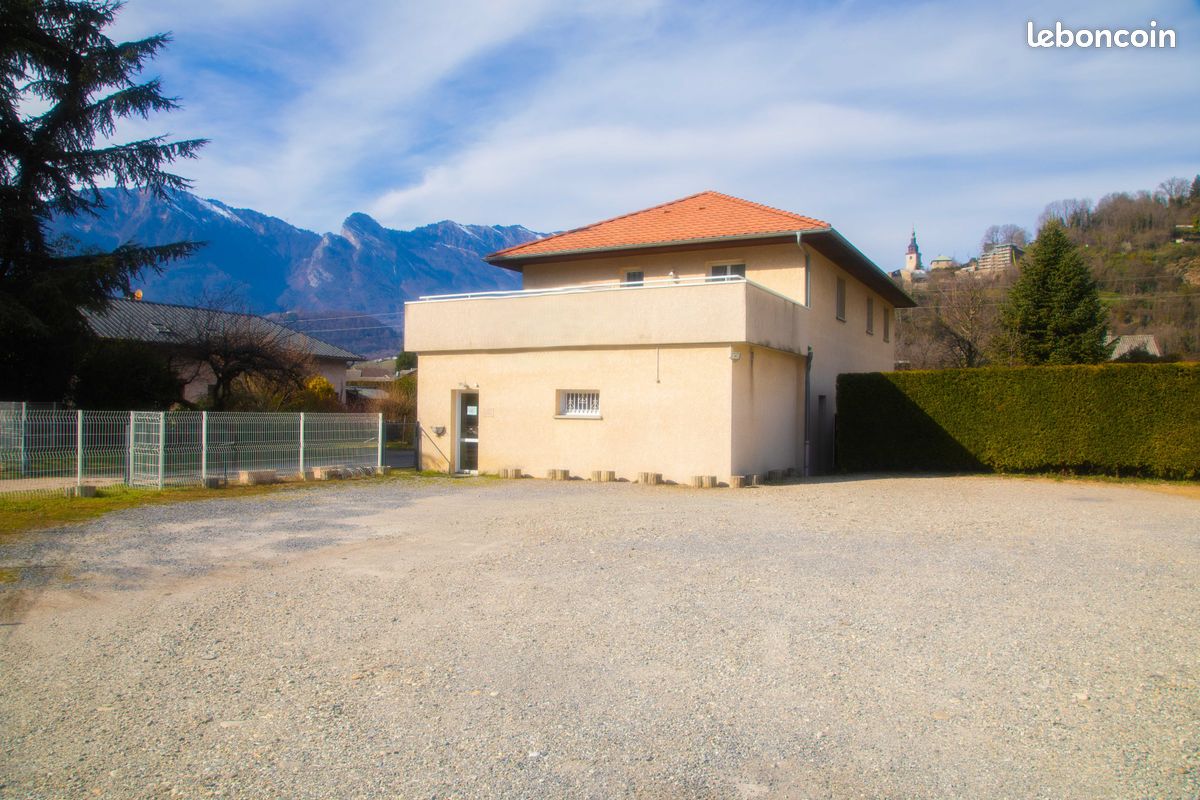 Maison 6 pièces 245 m² · à Albertville · 245 m² · 595 000 €