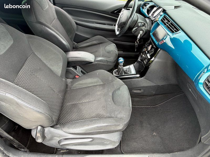 Citroën ds3 1.6 HDi 90ch sport chic (image 5)