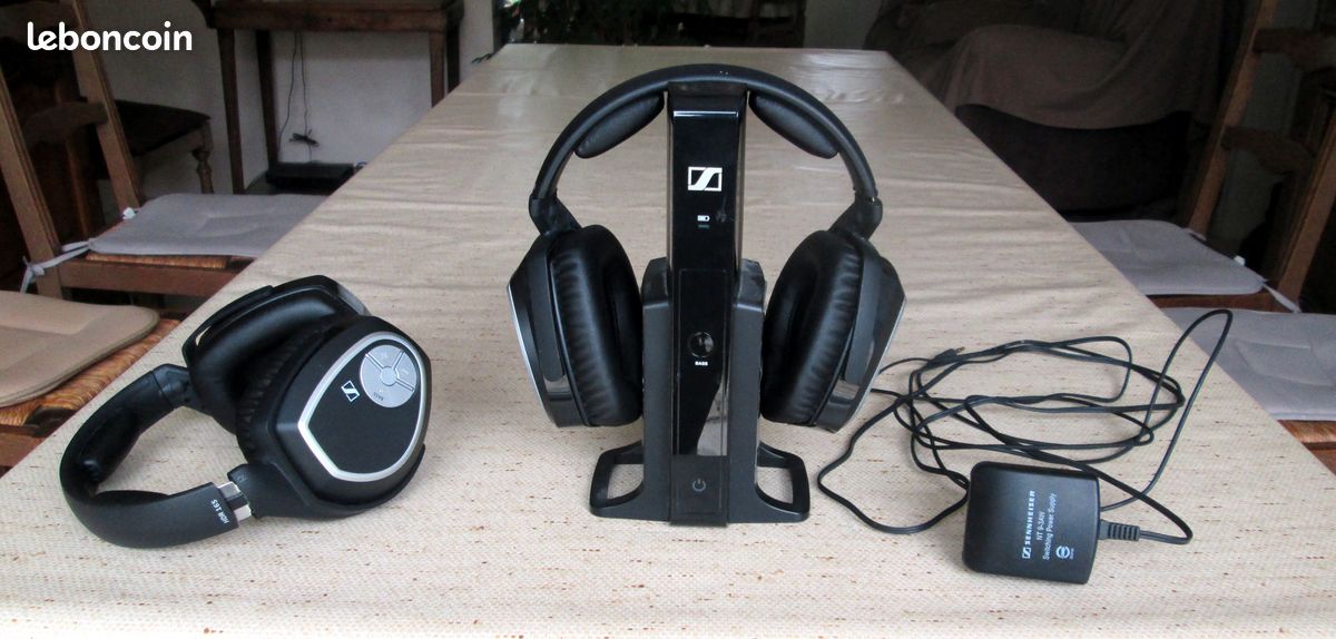 2 casques sans fil SENNHEISER RS 165 avec émetteur - Photo, audio & vidéo