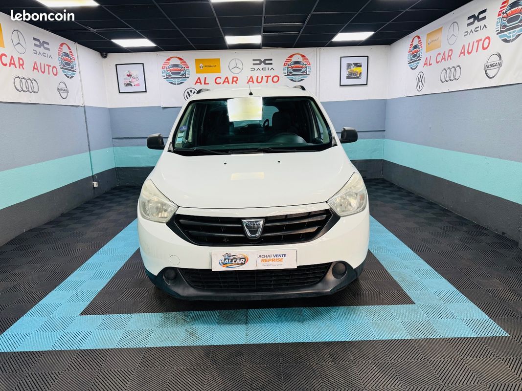 DACIA LODGY 1.2 TCe 115 5 places Silver Line (image 3)