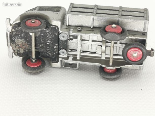 DINKY TOYS Camion Ford Maraîcher ref: 25A 1/43