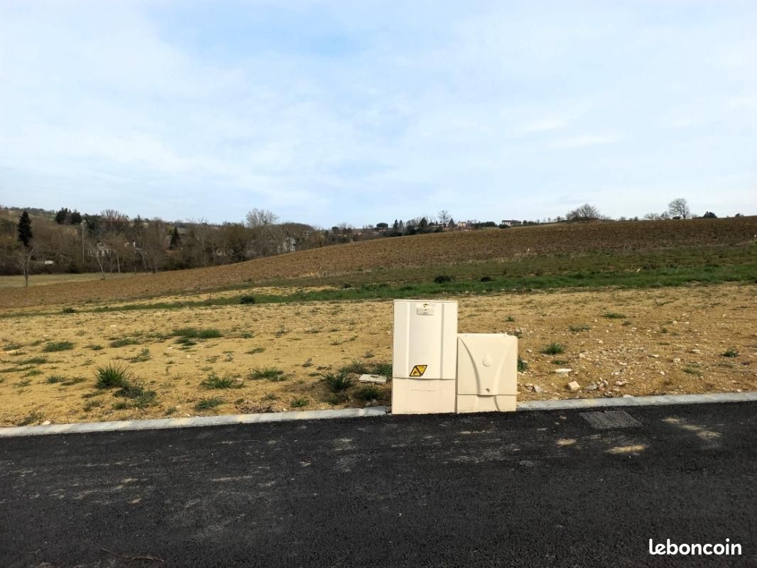 Terrain 945 m² · à Verfeil · 129 000 €