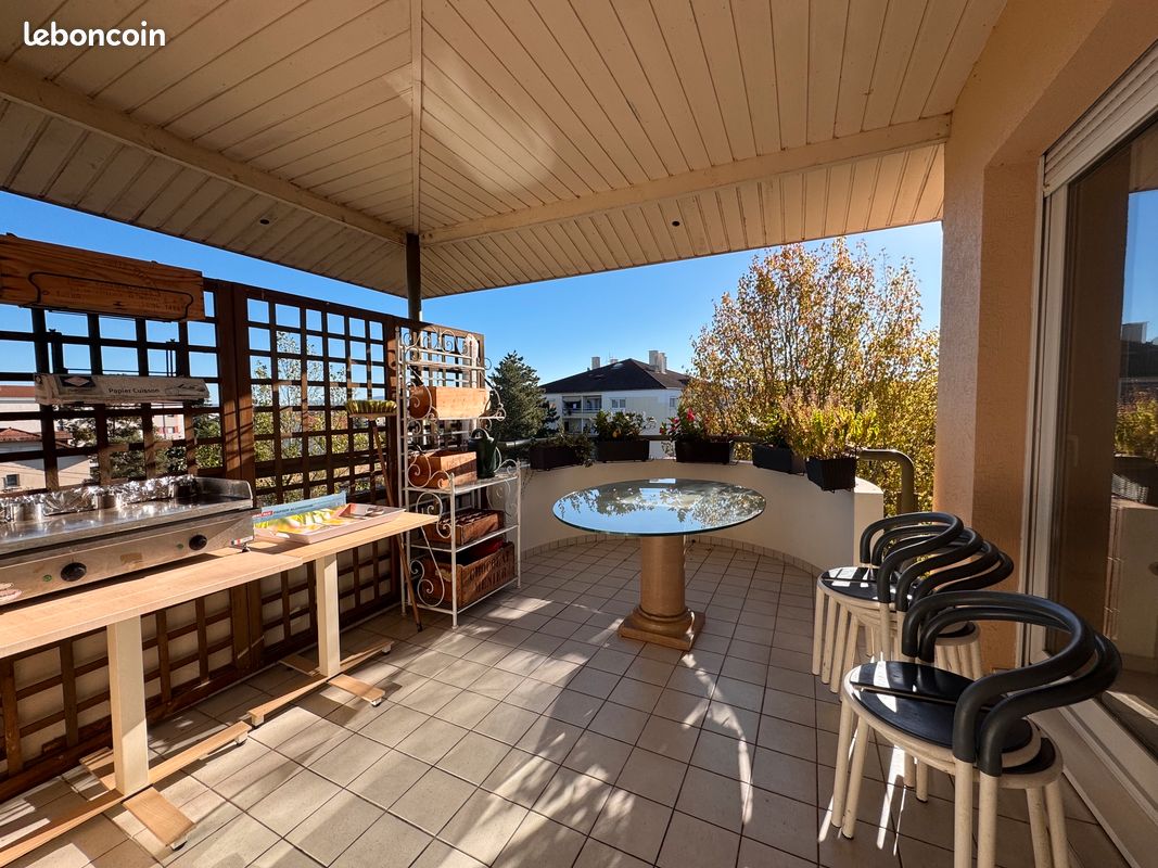 Appartement 8 pièces 173 m² · à Bourg-en-Bresse · 173 m² · 398 000 €