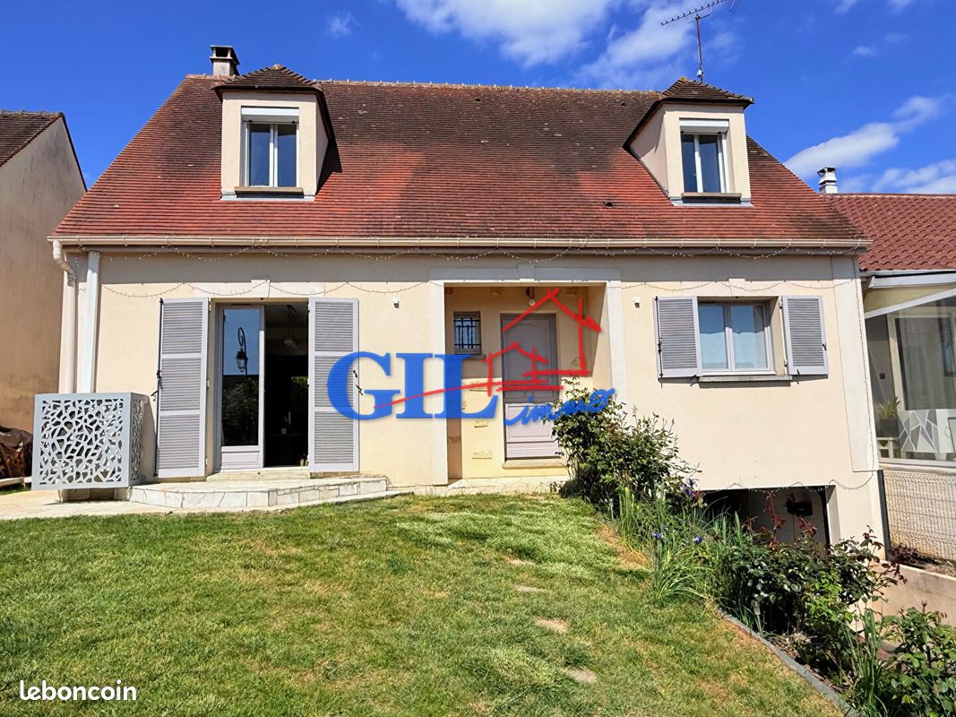Maison 6 pièces 130 m² · à Savigny-le-Temple · 130 m² · 439 900 €