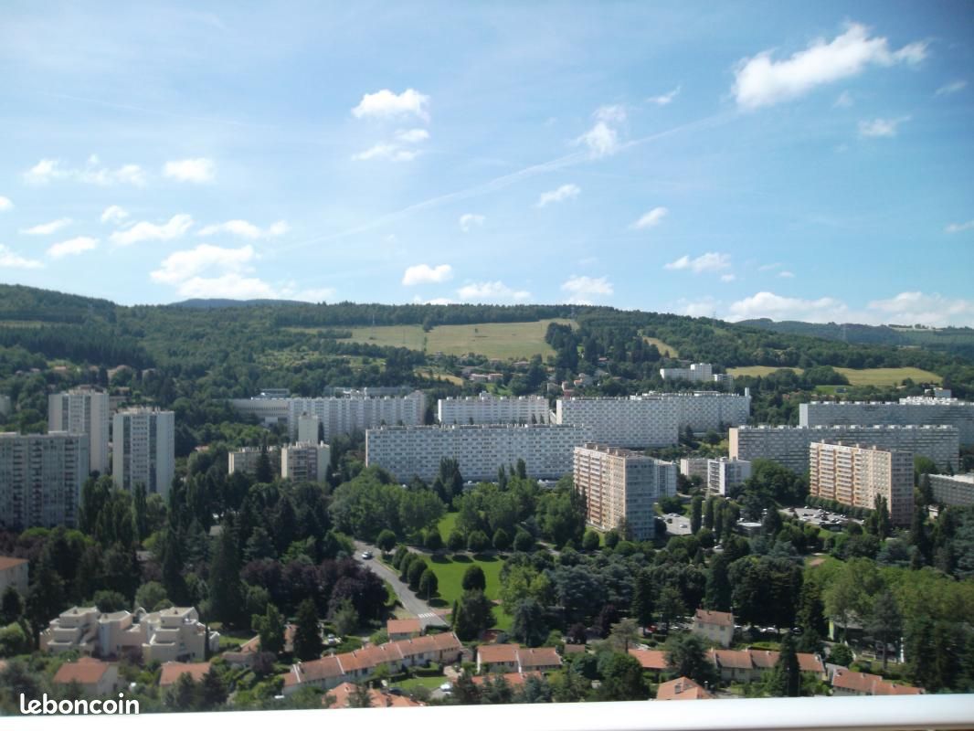 Appartement 4 pièces 87 m² · à Saint-Étienne · 87 m² · 672 €