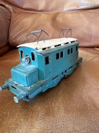 HORNBY « O » : Trois motrices électrique type PO SNCF