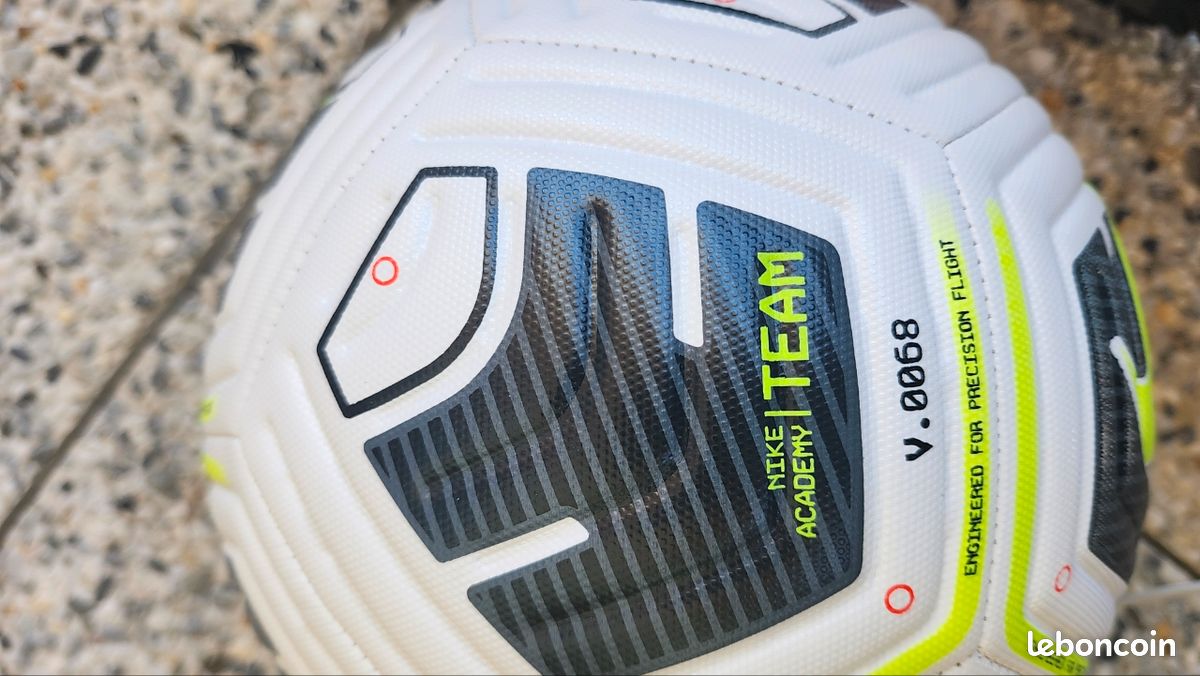 Nike academy (image 5)
