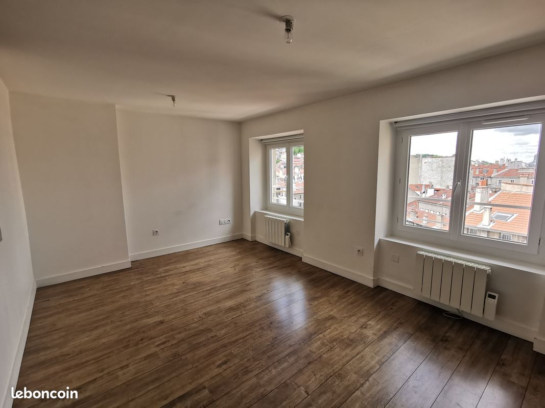 Appartement 2 pièces 47 m² · à Saint-Étienne · 47 m² · 490 €