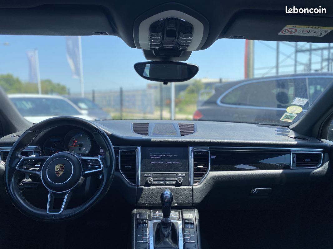 PORSCHE MACAN S 3.0D 258Ch PDK7 / Toit Ouvrant - Sièges électriques à mémoires (image 9)