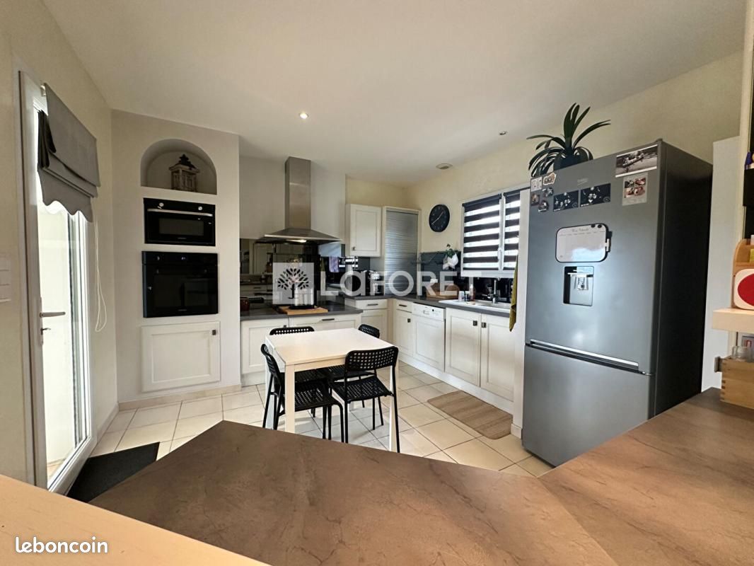 Maison 6 pièces 153 m² (image 2)