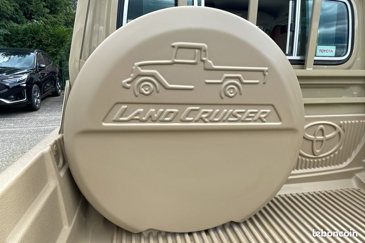 Toyota Land Cruiser GRJ 79 SIMPLE CABINE LX 4.0 V (image 17)