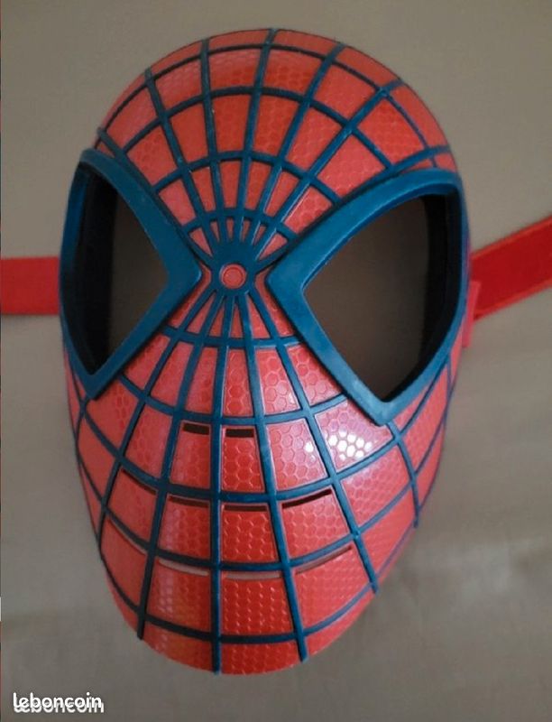 Spiderman masque plastique dur (image 1)