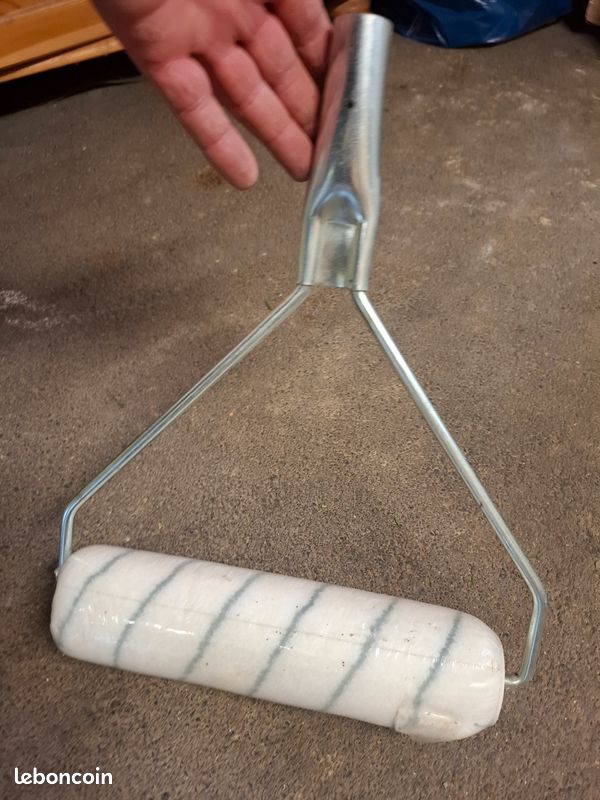 Rouleau a peinture (image 1)