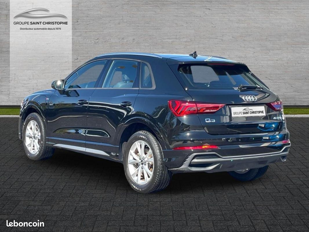 Audi Q3 45 TFSI e 245ch S line S tronic 6 (image 3)