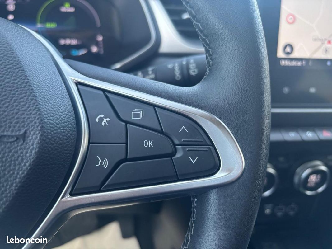 Renault captur intens e-tech hybride rechargeable 160 -21 (image 10)