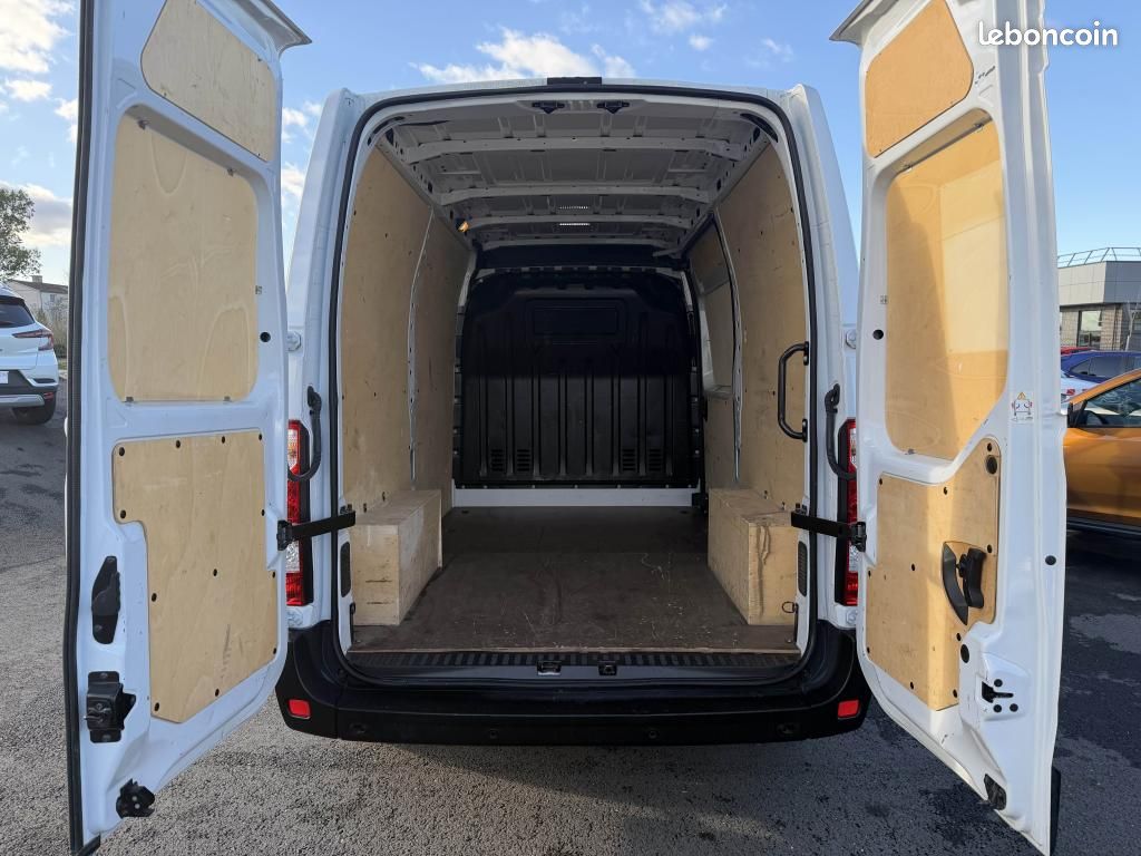 RENAULT MASTER III FOURGON F3500 L2H2 2.3 Blue dCi - 135 Traction Confort (image 10)