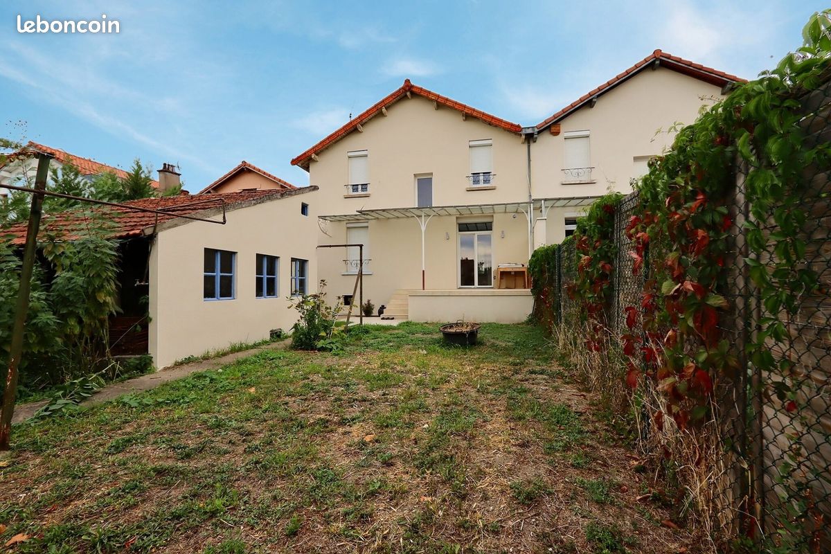 Maison 4 pièces 104 m² · à Clermont-Ferrand · 104 m² · 1 310 €/mois