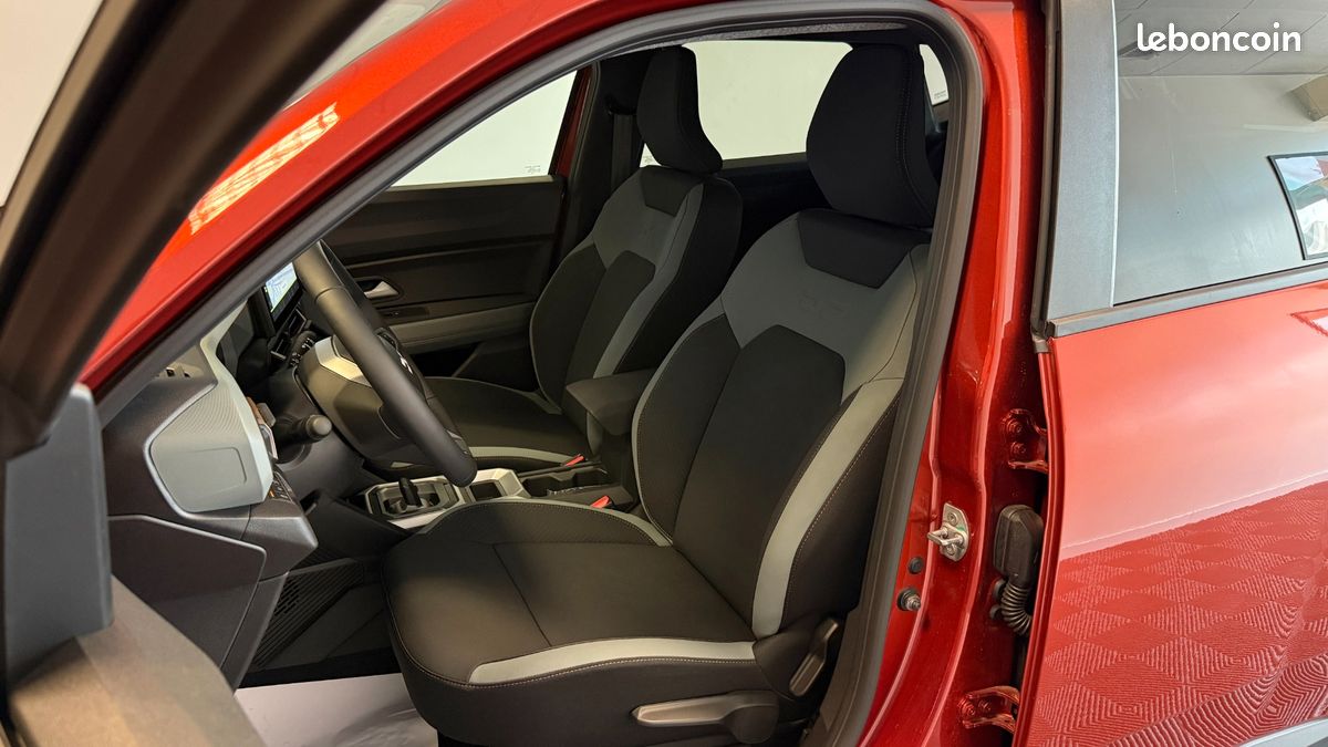 DACIA DUSTER HYBRID 155ch BVA 4X2 EXTREME SUREQUIPE (image 5)