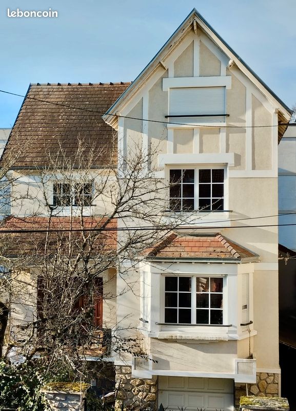 Maison 8 pièces 161 m² · à Troyes · 161 m² · 385 000 €
