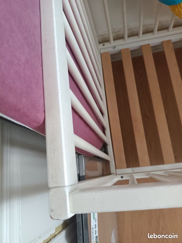 Lit de bébé blanc (image 7)