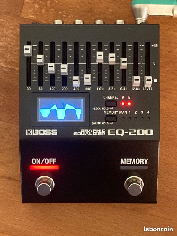 Pedale d'équalisation Boss EQ200 (image 1)