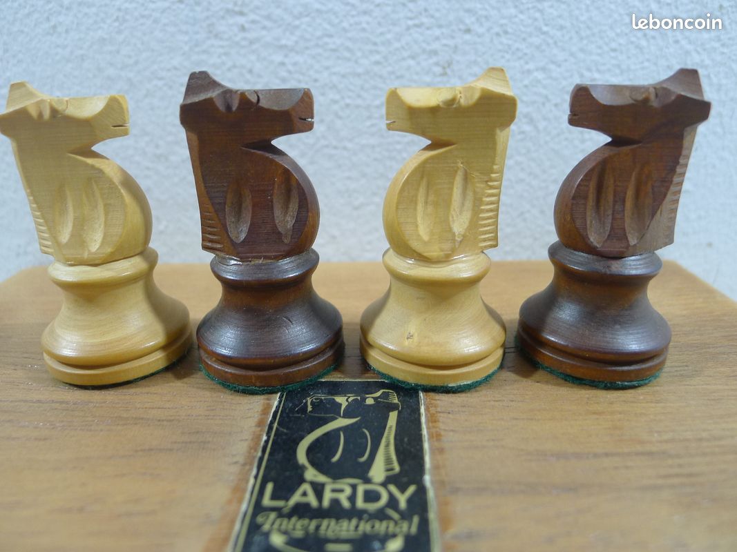 Lardy Jeu d'échecs en buis plombé et feutré échiquier pliant