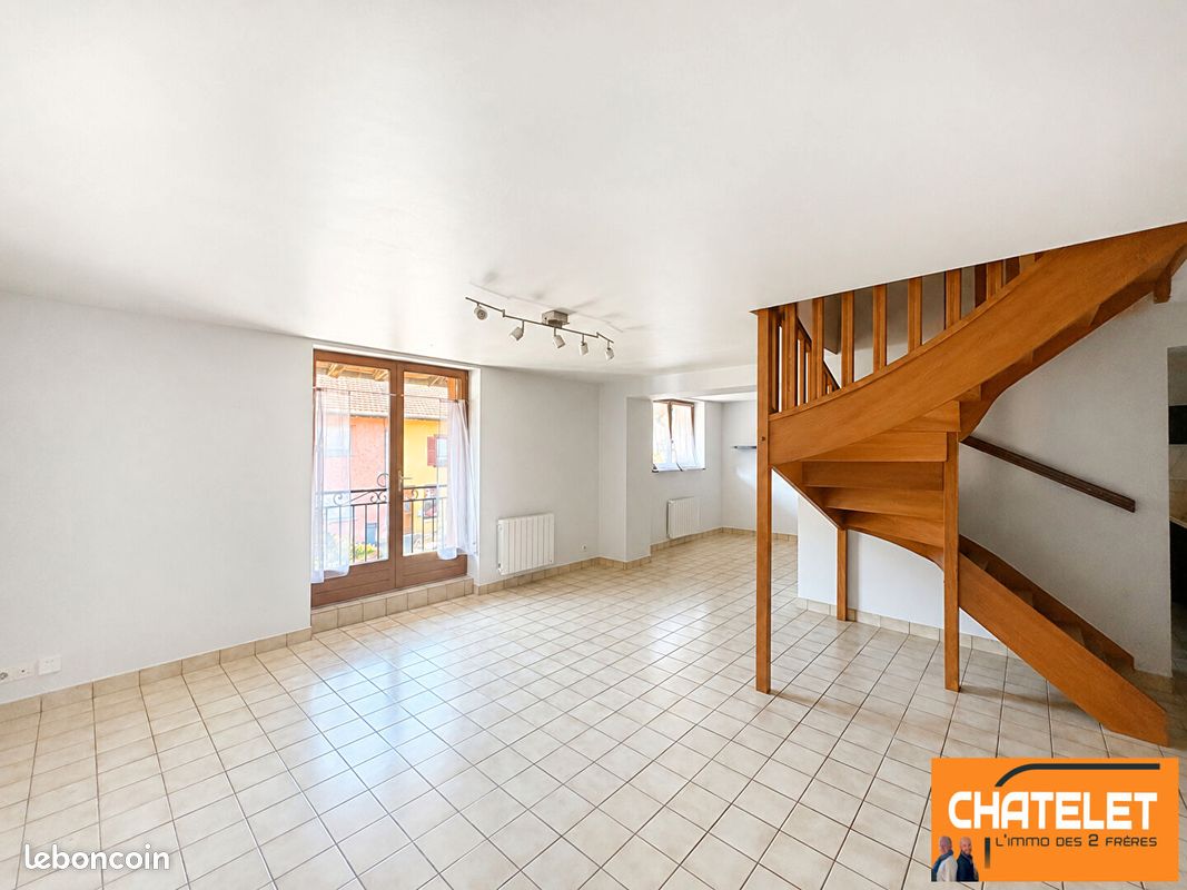 Appartement 4 pièces 76 m² · à Polliat · 76 m² · 635 €/mois