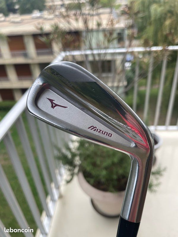 Fer 2 Mizuno MP18 FLI HI (image 1)