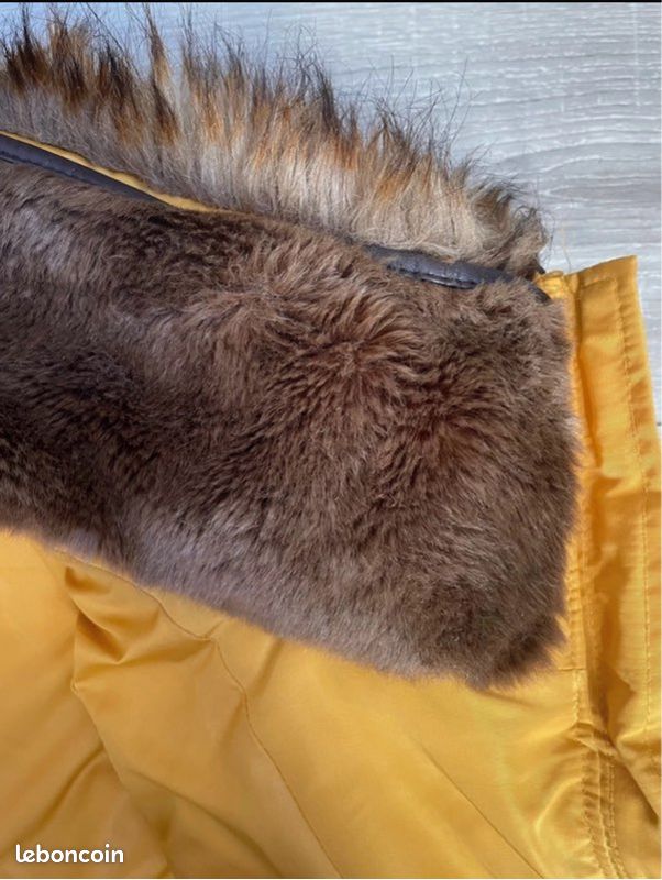 Doudoune courte jaune fourrure capuche Zara Taille M (image 13)