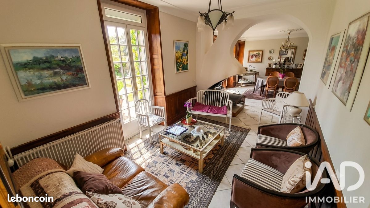 Maison 8 pièces 206 m² · à Beaupréau-en-Mauges · 206 m² · 285 900 €