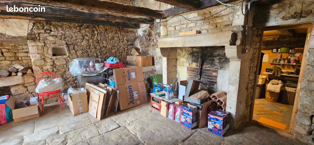 Maison 7 pièces 198 m² - Azay-le-Brûlé 79400 (image principale 10)