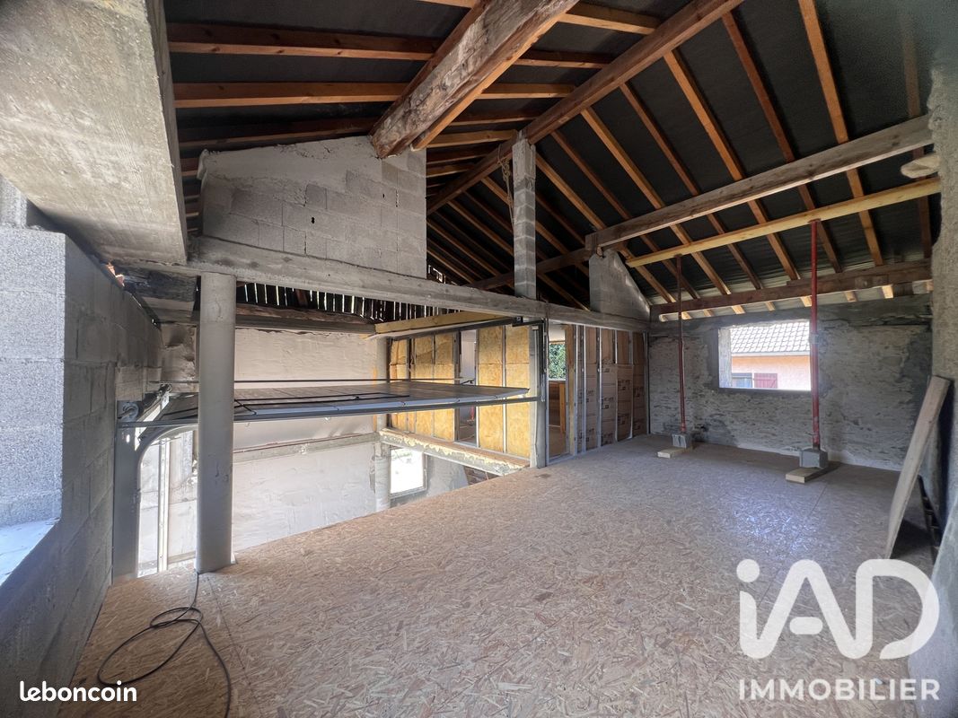 Maison 4 pièces 140 m² · à Hauteville · 140 m² · 105 000 €