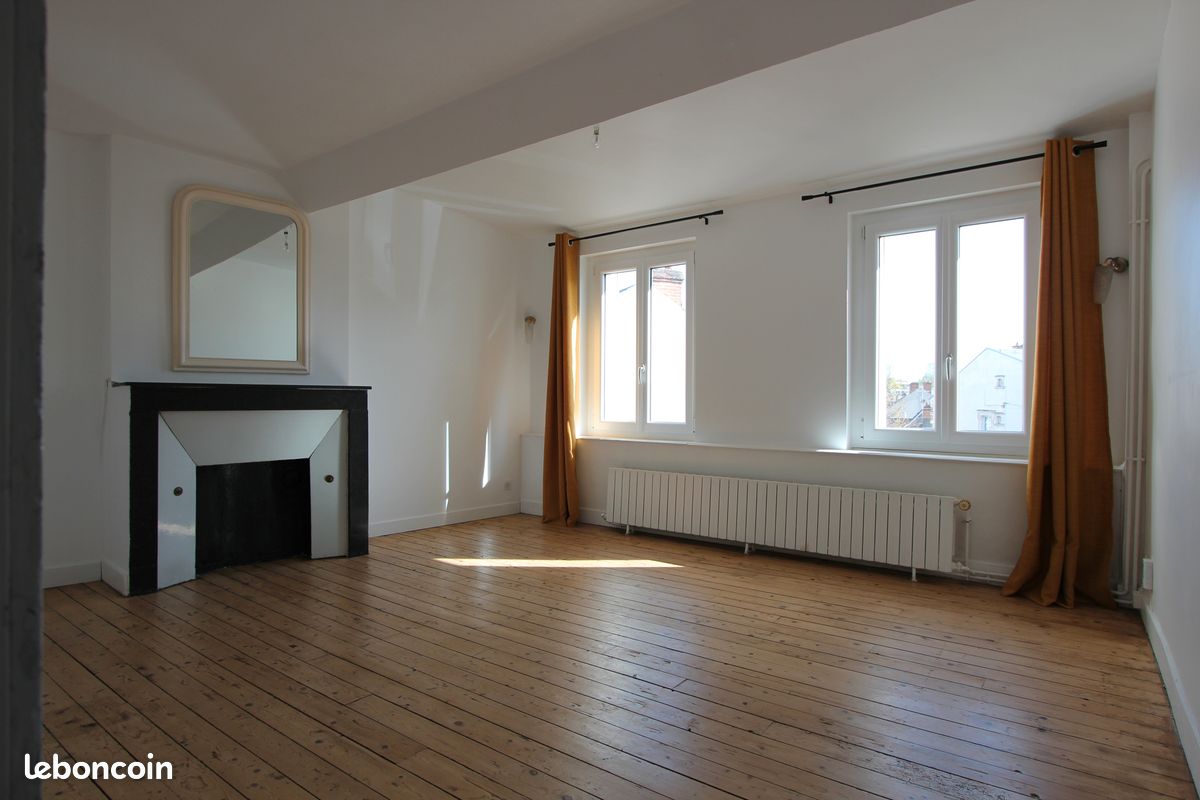 Appartement 3 pièces 62 m² · à Orléans · 62 m² · 144 000 €