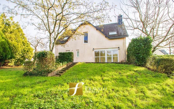 Maison 7 pièces 138 m²