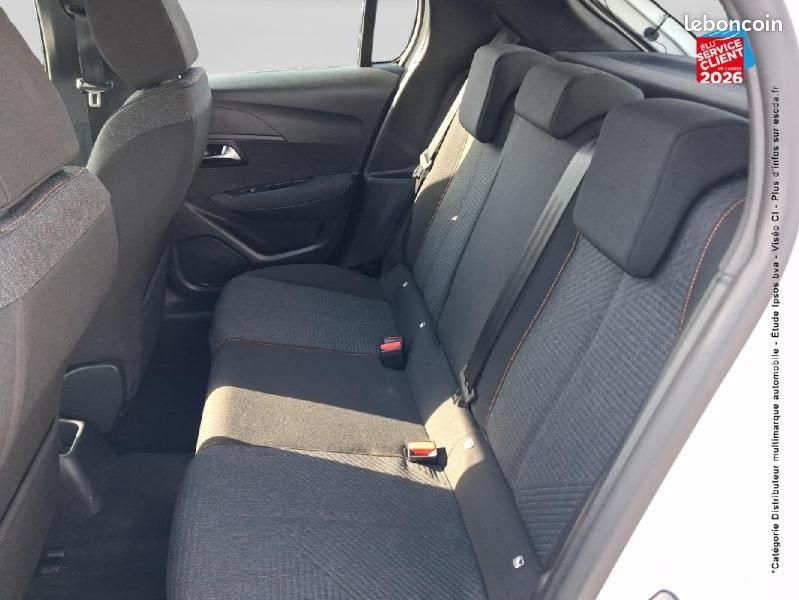Peugeot 208 1.2 PureTech 100ch S&S Active (image 11)