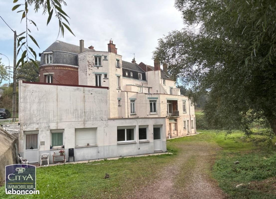 Immeuble 750 m² · à Éleu-Dit-Leauwette · 750 m² · 674 000 €