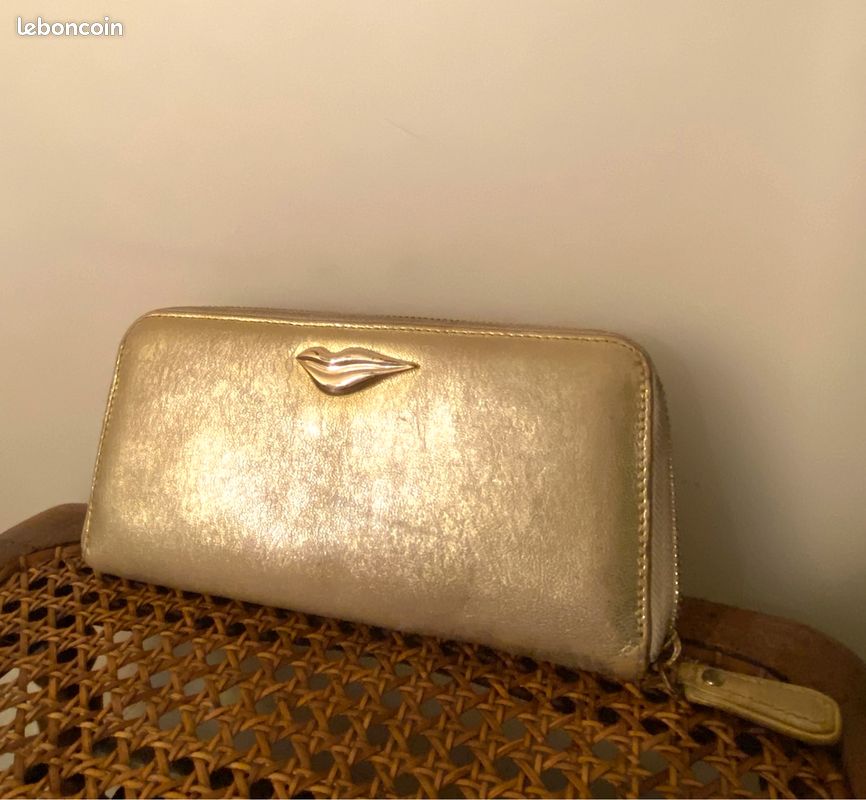 Diane Von Furstenberg portefeuille Cuir OR compagnon cuir portefeuille doré Long portefeuille zippé Or DORÉ Diane Von Furstenberg Portefeuille long de luxe doré pour femme RARE - DVF (image 1)