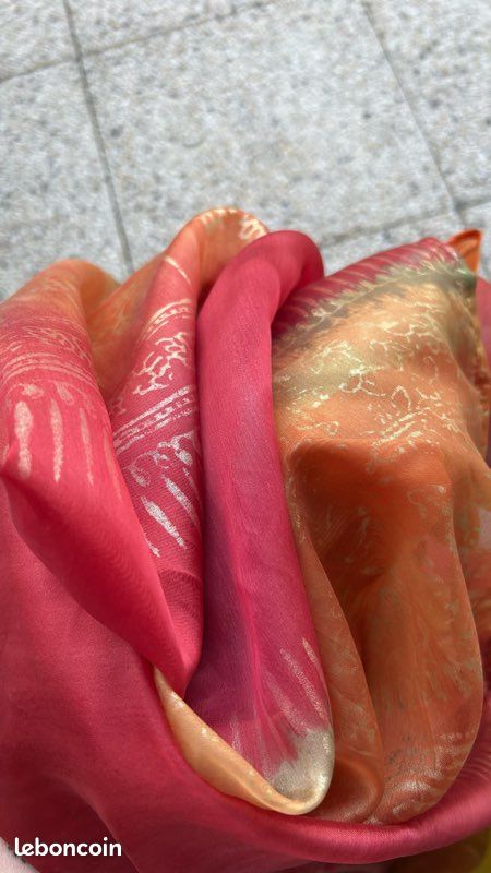 4 superbes rideaux comme neuf (image 2)