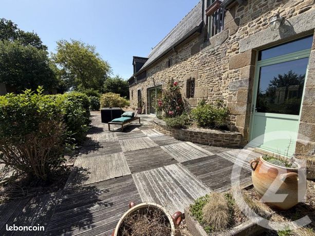Longère 6 pièces 196 m²