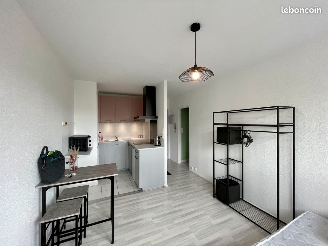 Appartement 1 pièce 20 m² · à Angers · 20 m² · 550 €