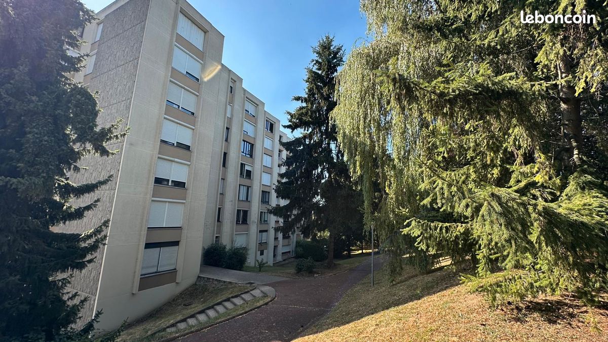 Appartement 4 pièces 84 m² · à Le Raincy · 84 m² · 295 000 €