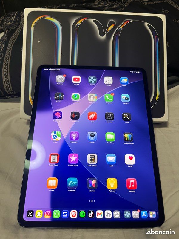 Ipad Pro 13 pouces M5 256 Go Noir Sidéral – Quasi Neuf– Garantie 2027 (image 1)