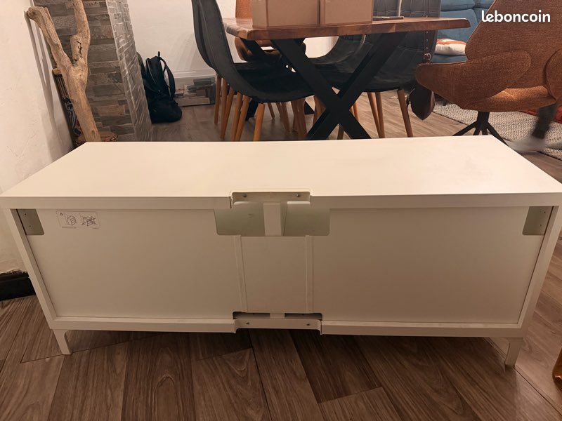 Meuble TV IKEA EXCELLENT ÉTAT COMME NEUF (image 2)