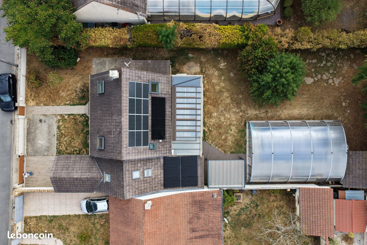 Maison 8 pièces 126 m² · à Forges-les-Bains · 126 m² · 399 000 €